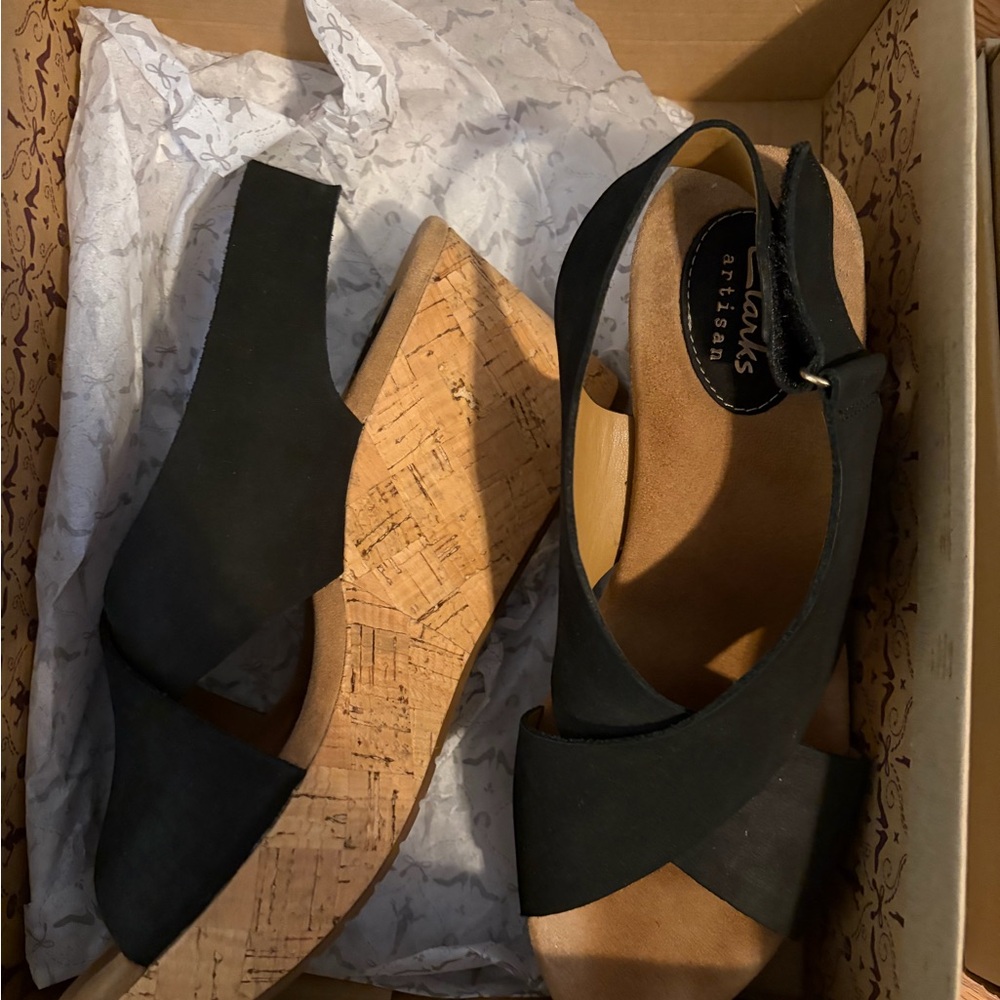 Clarks Black and Tan Wedge Sandals
